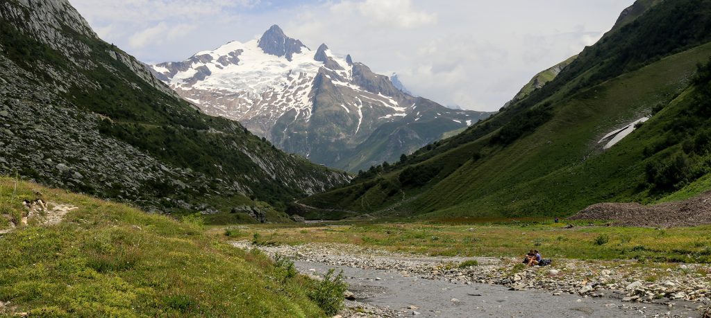 Signalétique touristique, routière et sécurité risques naturels du lieu-dit Les Chapieux