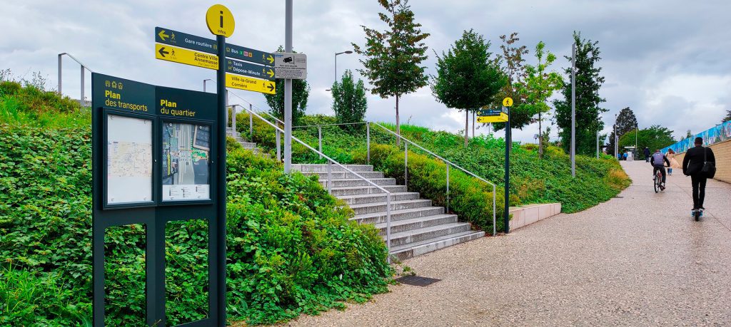 Signalétique du pôle d’échanges multimodal d’Annemasse