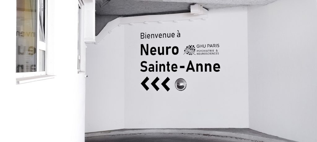 Conception signalétique du sous-sol du bâtiment Neuro Saint Anne, Paris